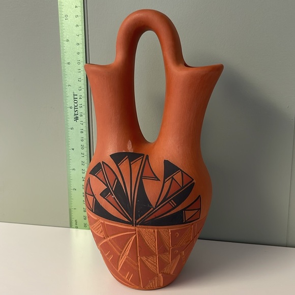 Acoma Wedding Vase Pottery, Signed - Picture 2 of 11